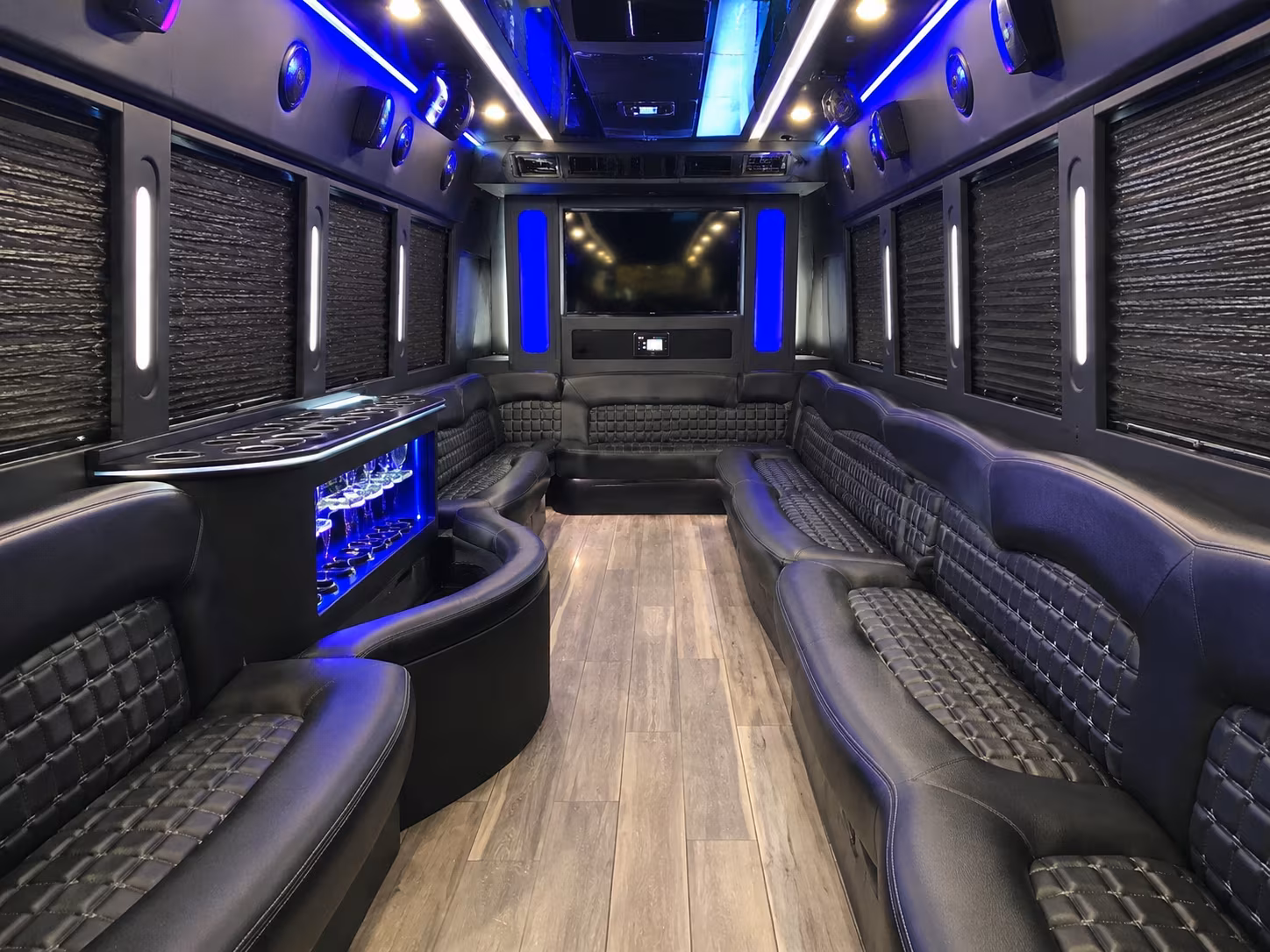 Goodyear Winery Tour & Pub Crawl Transportation