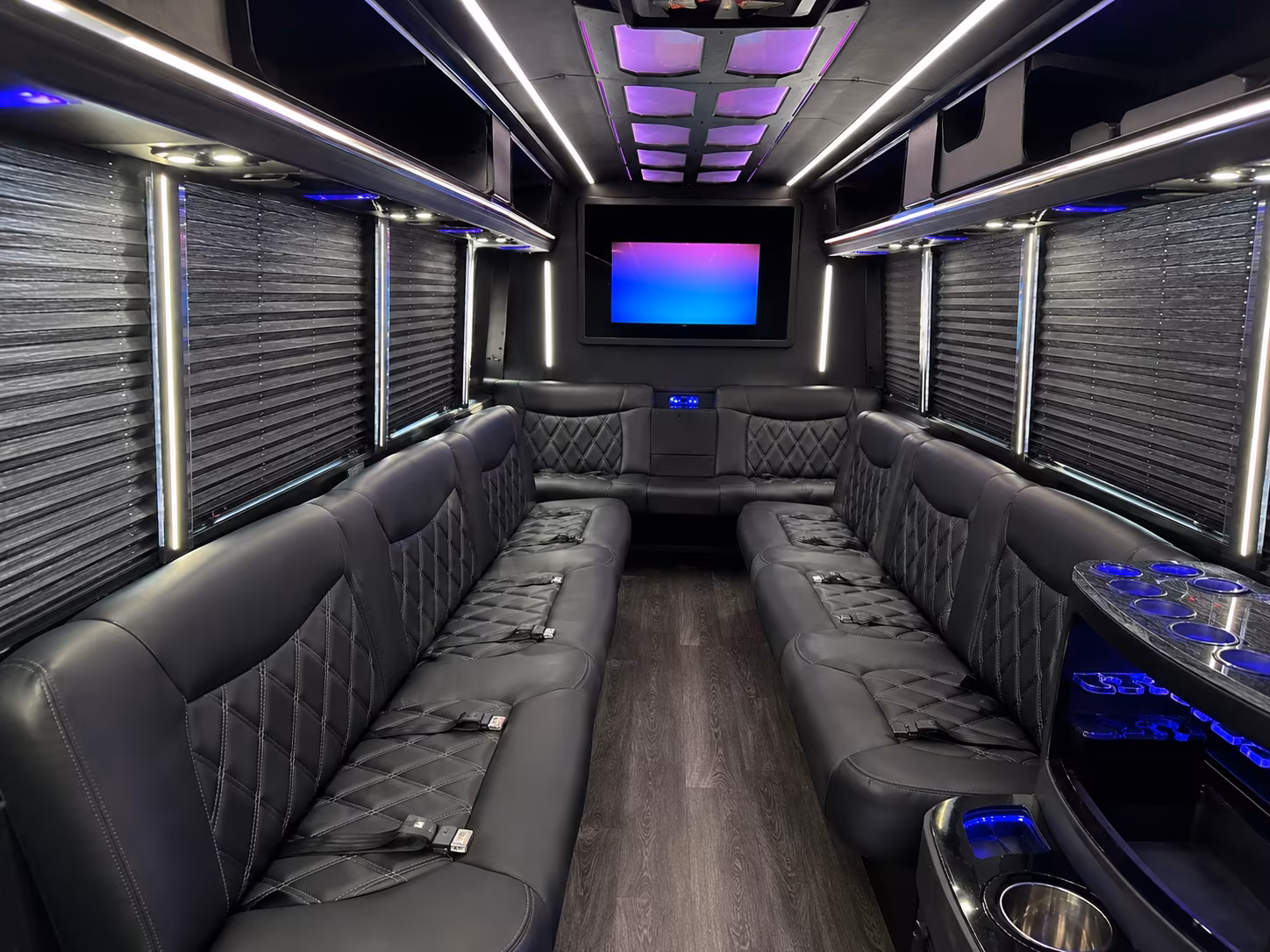 Peoria Birthday, Sweet 16, & Quinceañera Transportation party bus exterior